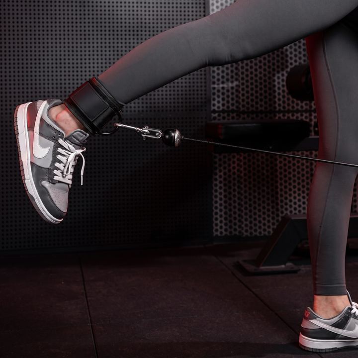 Adjustable Ankle Strap Cable Machine Attachment Padded Leg Strap for Glute Kickback Hip Abduction Leg Curl Home Gym Strength Training Men Women PU