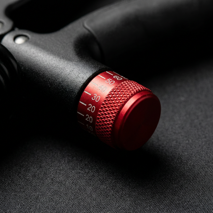 Red resistance dial 10-60 kg close-up