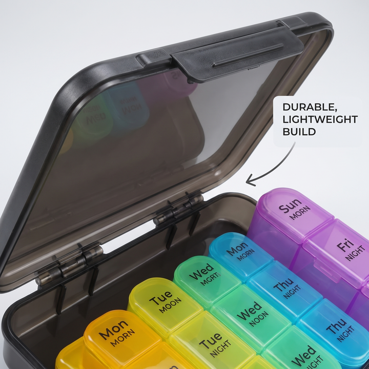 Durable lightweight construction of the weekly pill organizer