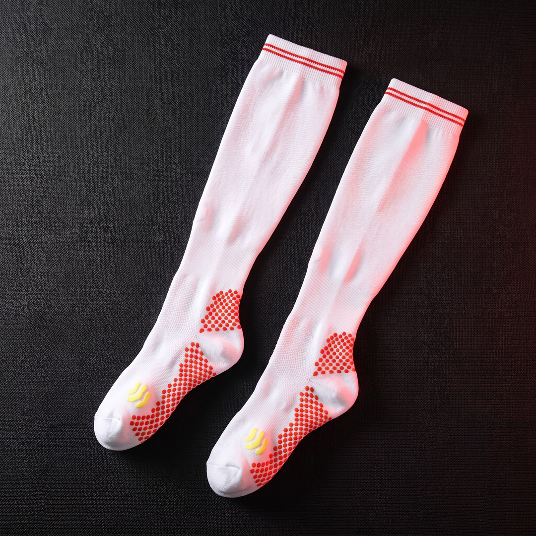 PHYSIOATHLETX compression sports socks - White Sport Socks colorway