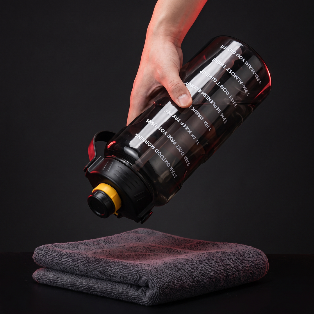 PHYSIOATHLETX Sports Water Bottle Leak-Proof Seal Demo - Black 3000ml