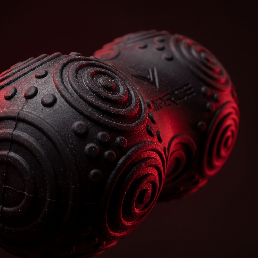 Rechargeable Vibrating Massage Ball Peanut Massager 5 Speed Foam Roller for Muscle Recovery Mobility Fitness Yoga Relaxation Portable - Style A Black Vibration Node Texture Close-Up