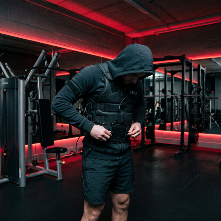 Adjusting Straps of EMS Muscle Stimulation and Recovery Device
