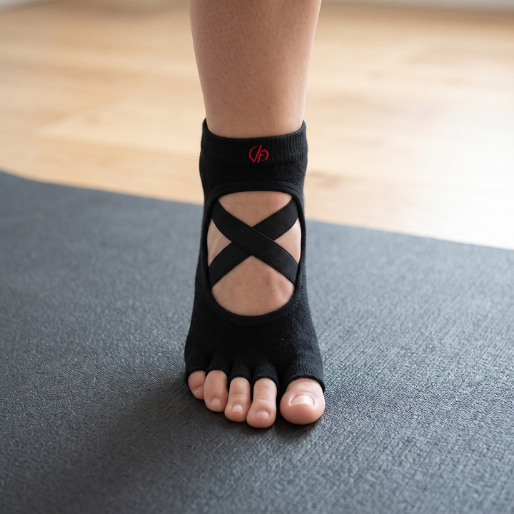 Grip Yoga Socks for Women Non-Slip Pilates Socks with X-Cross Straps Barre Ballet Fitness Socks 4 Pairs Anti-Slip Studio Workout Socks