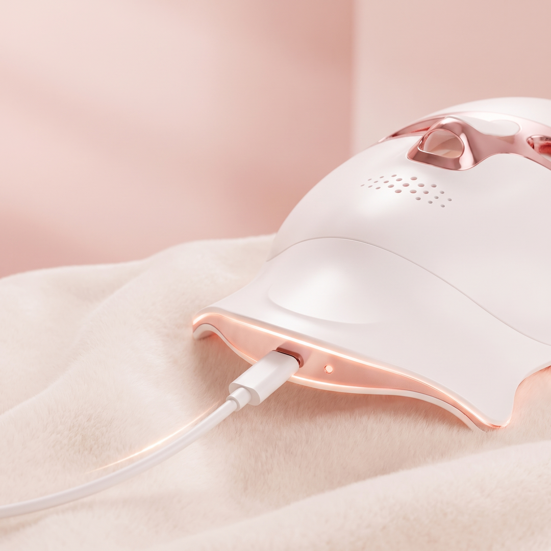 PHYSIOATHLETX LED Face &amp; Neck Mask – USB-C rechargeable charging