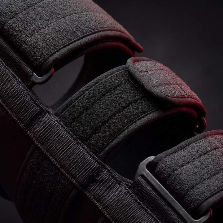 Close-up of the wrap strap and velcro closure design