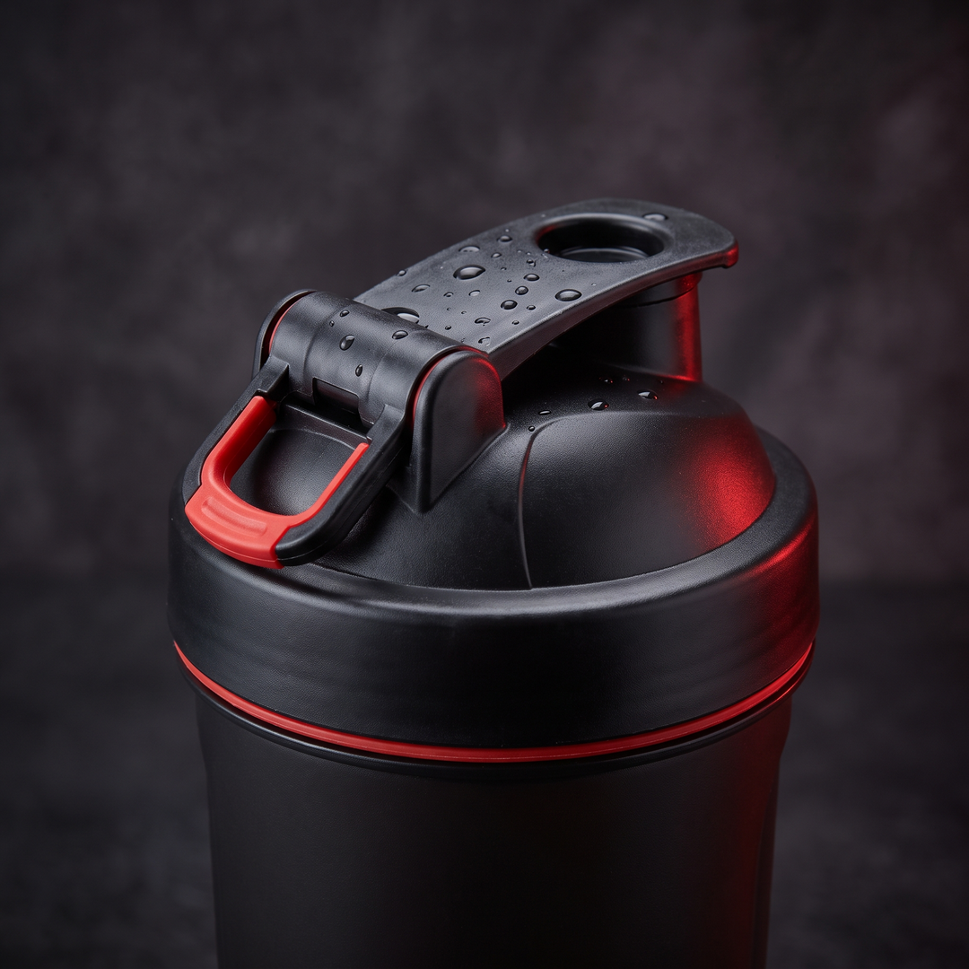 Electric Protein Shaker Bottle 650ml - Black - leak-proof lid detail