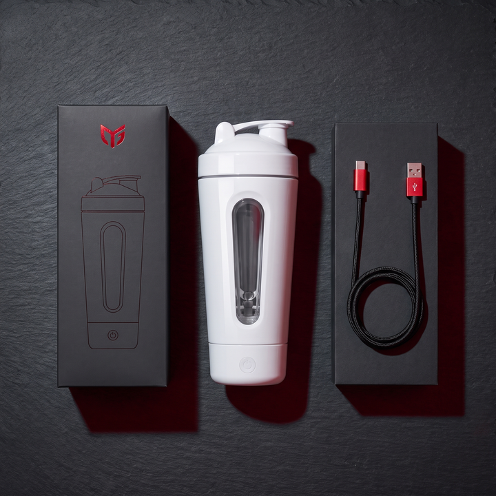 Electric Protein Shaker Bottle 650ml - White - packaging flat lay