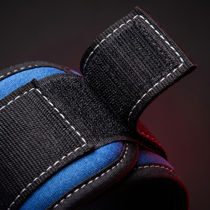 Close-up of the knee ice pack wrap&